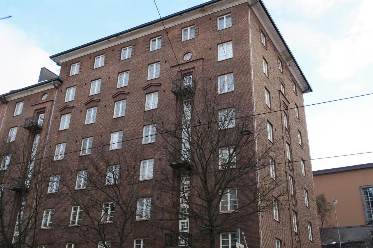 Kompakti Asunto Helsingin Sydaemessae Helsinki Exterior photo